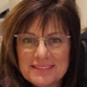 Meet your Posher, Lynnee